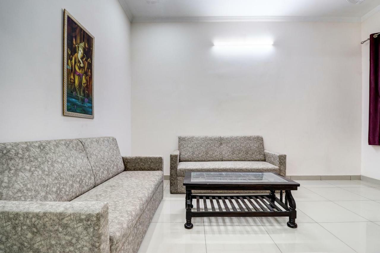 Oyo 38208 Hotel Prakash Kunj Lucknow Exteriör bild