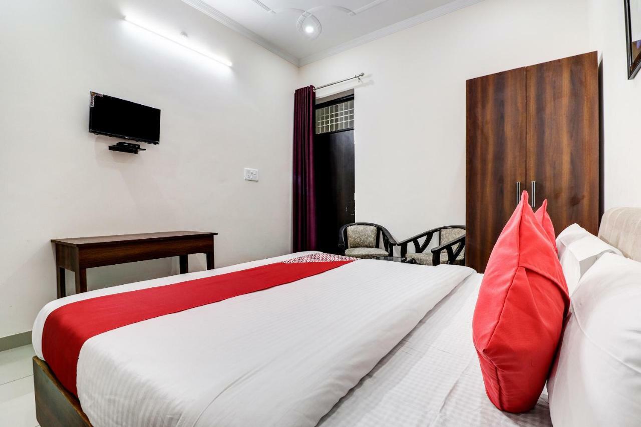 Oyo 38208 Hotel Prakash Kunj Lucknow Exteriör bild