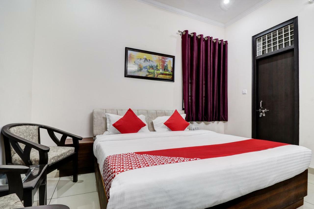 Oyo 38208 Hotel Prakash Kunj Lucknow Exteriör bild