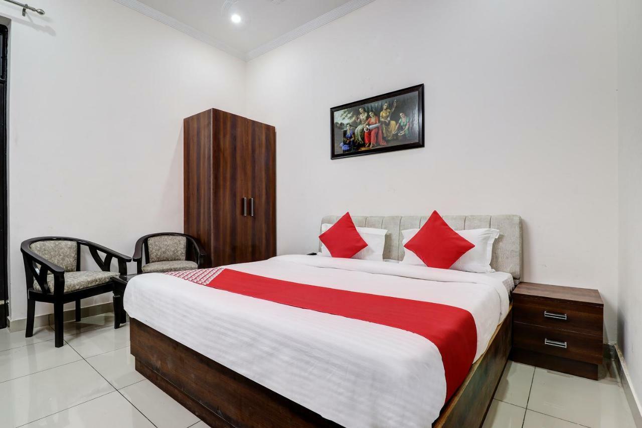 Oyo 38208 Hotel Prakash Kunj Lucknow Exteriör bild