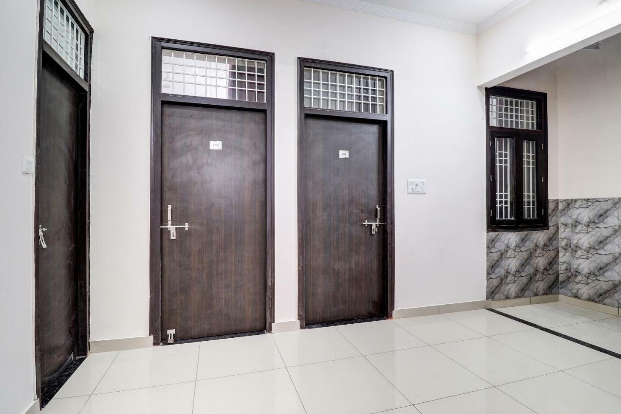 Oyo 38208 Hotel Prakash Kunj Lucknow Exteriör bild