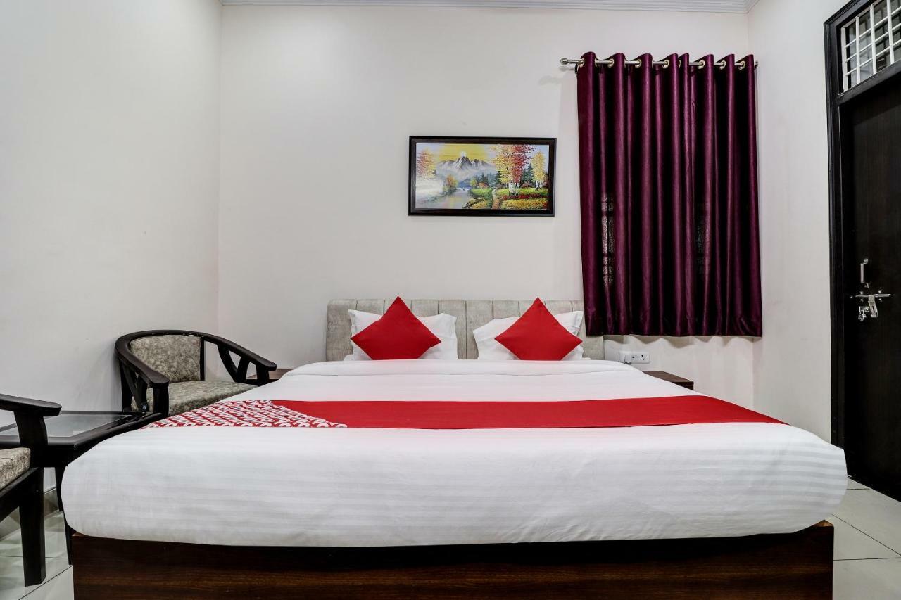Oyo 38208 Hotel Prakash Kunj Lucknow Exteriör bild