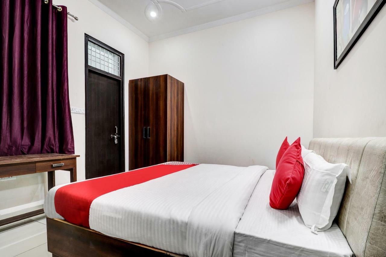 Oyo 38208 Hotel Prakash Kunj Lucknow Exteriör bild