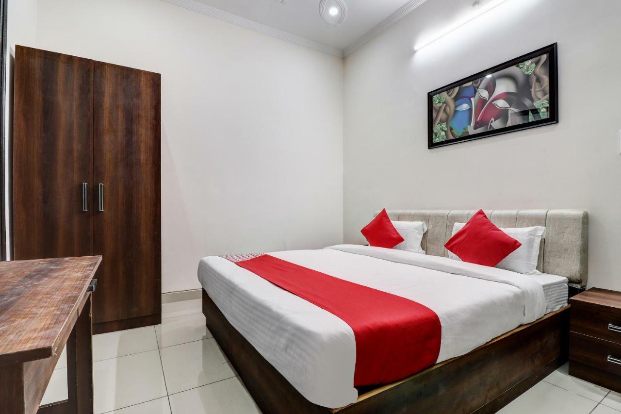 Oyo 38208 Hotel Prakash Kunj Lucknow Exteriör bild
