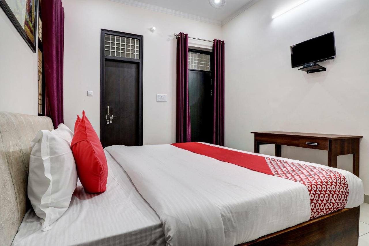 Oyo 38208 Hotel Prakash Kunj Lucknow Exteriör bild