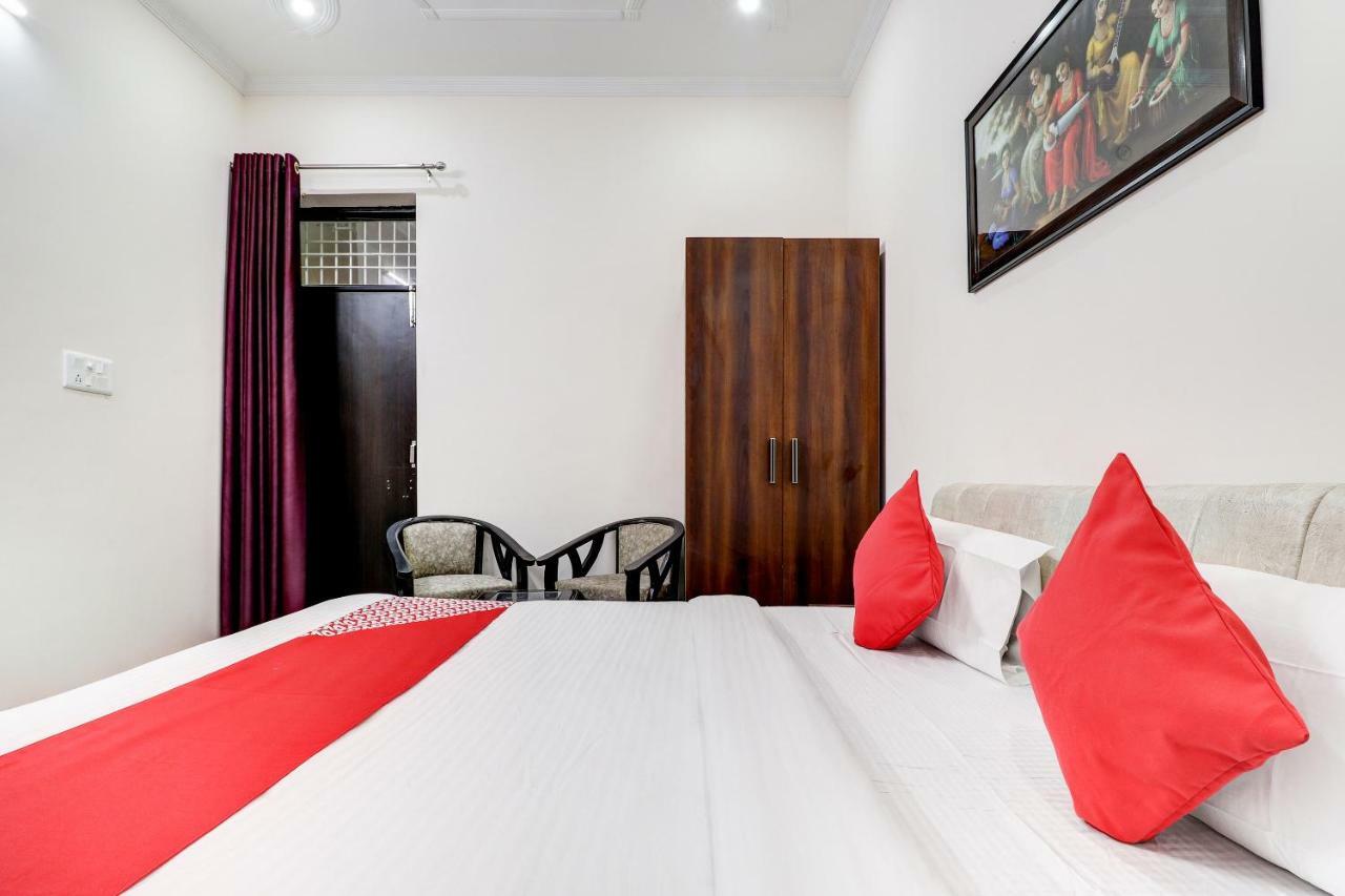 Oyo 38208 Hotel Prakash Kunj Lucknow Exteriör bild