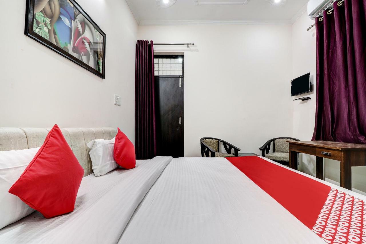 Oyo 38208 Hotel Prakash Kunj Lucknow Exteriör bild